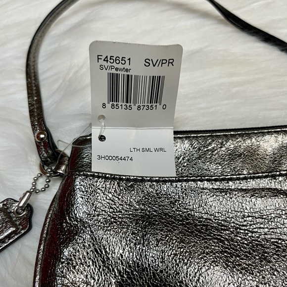 COACH LEATHER PEWTER WRISTLET NWT - Picture 10 of 13